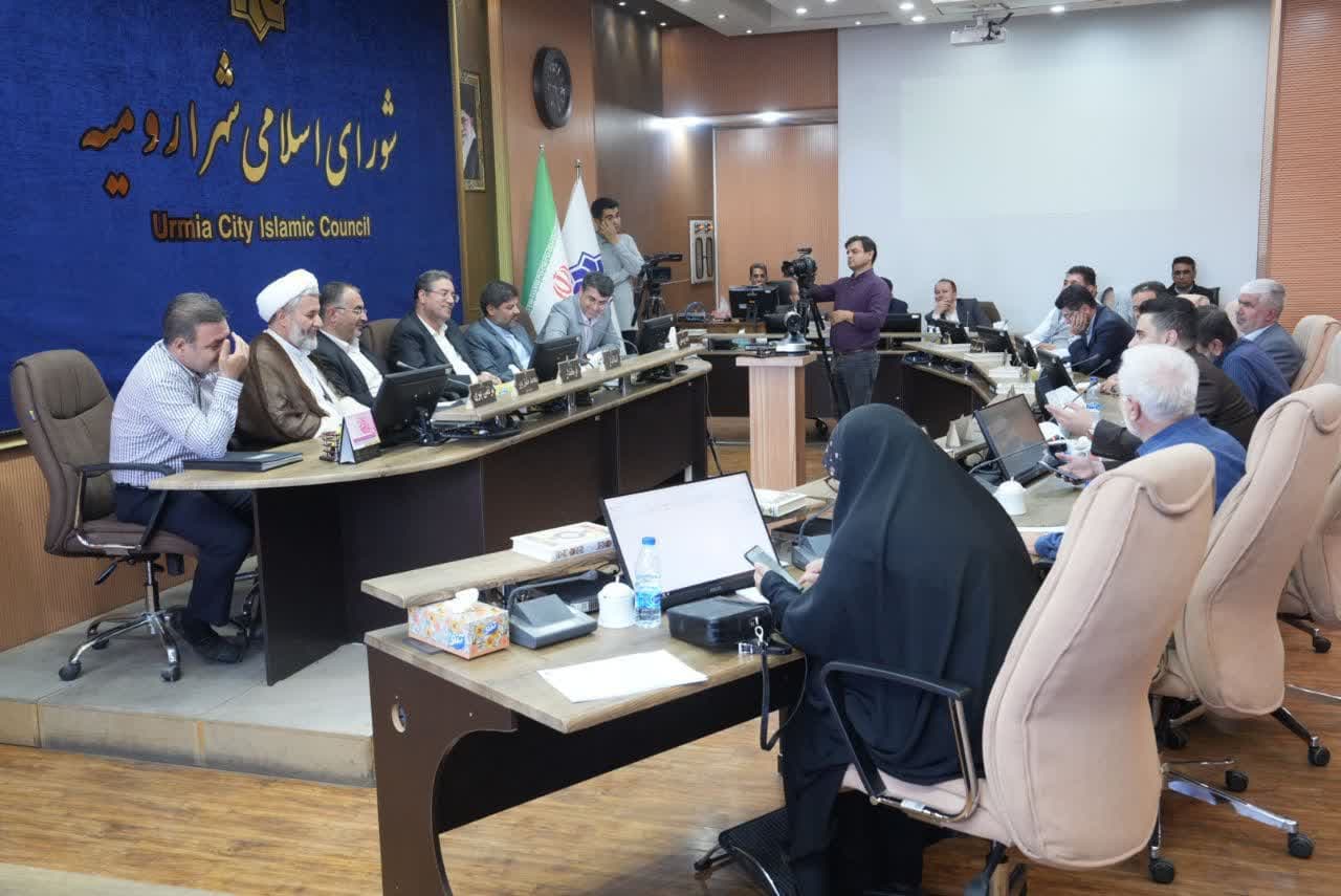 آلبوم تصویری / برگزاری جلسه شورای اسلامی شهر ارومیه
