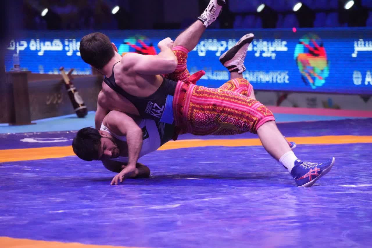 برگزاری مراسم افتتاحیه مسابقات ورزشهای زورخانهای و کشتی پهلوانی قهرمانی آسیا در ارومیه + تصاویر