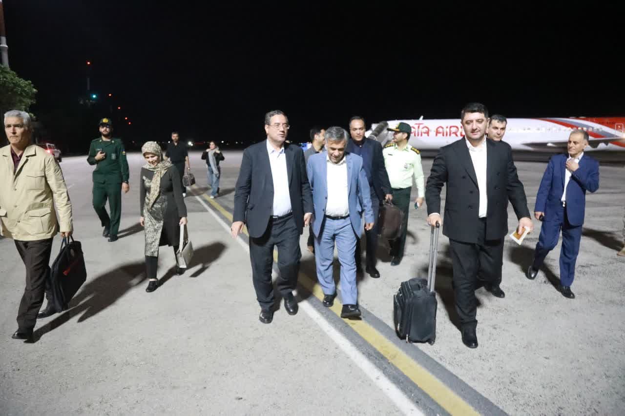 آلبوم تصویری / استقبال از میهمانان همایش بینالمللی سرمایهگذاری در فرودگاه ارومیه