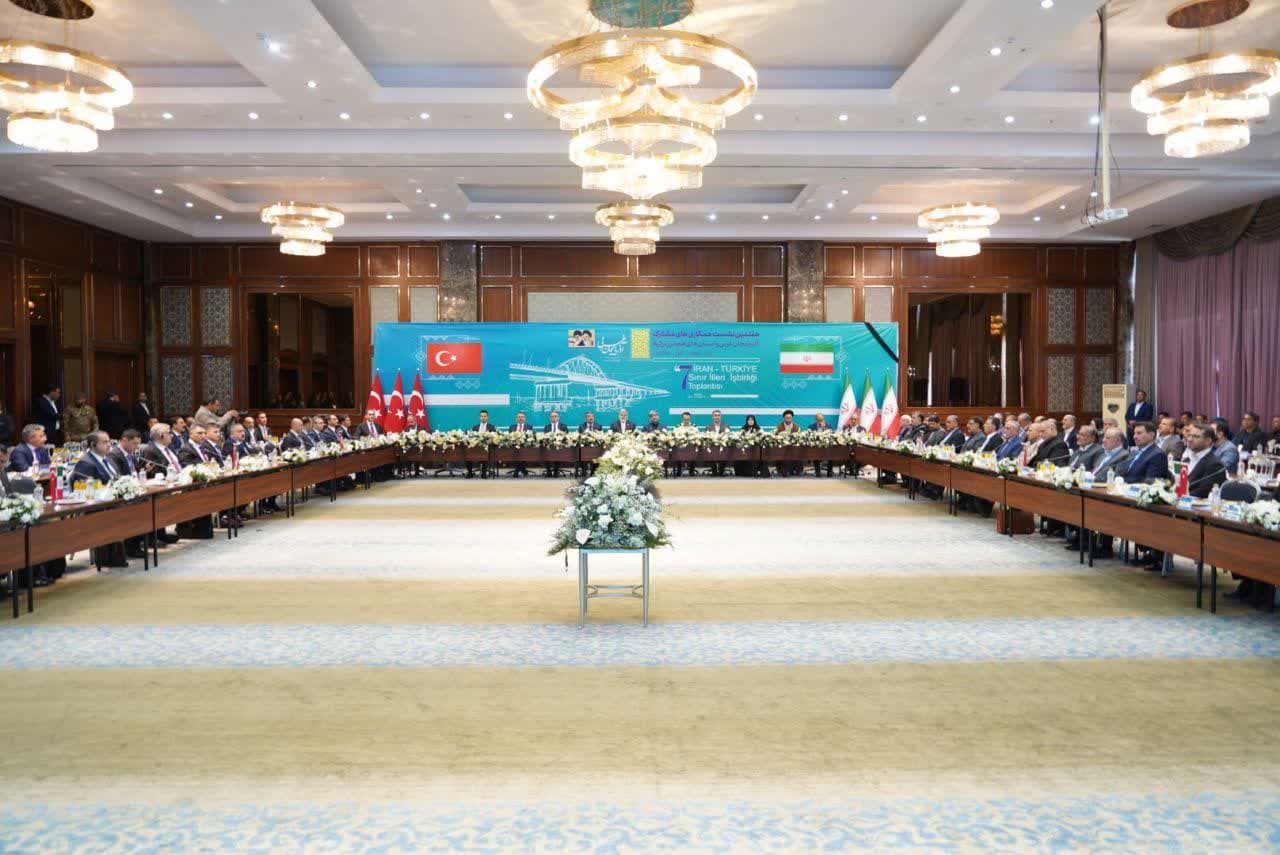 آلبوم تصویری / آغاز هفتمین نشست همکاری های مشترک آذربایجانغربی و استانهای هم مرز ترکیه در ارومیه