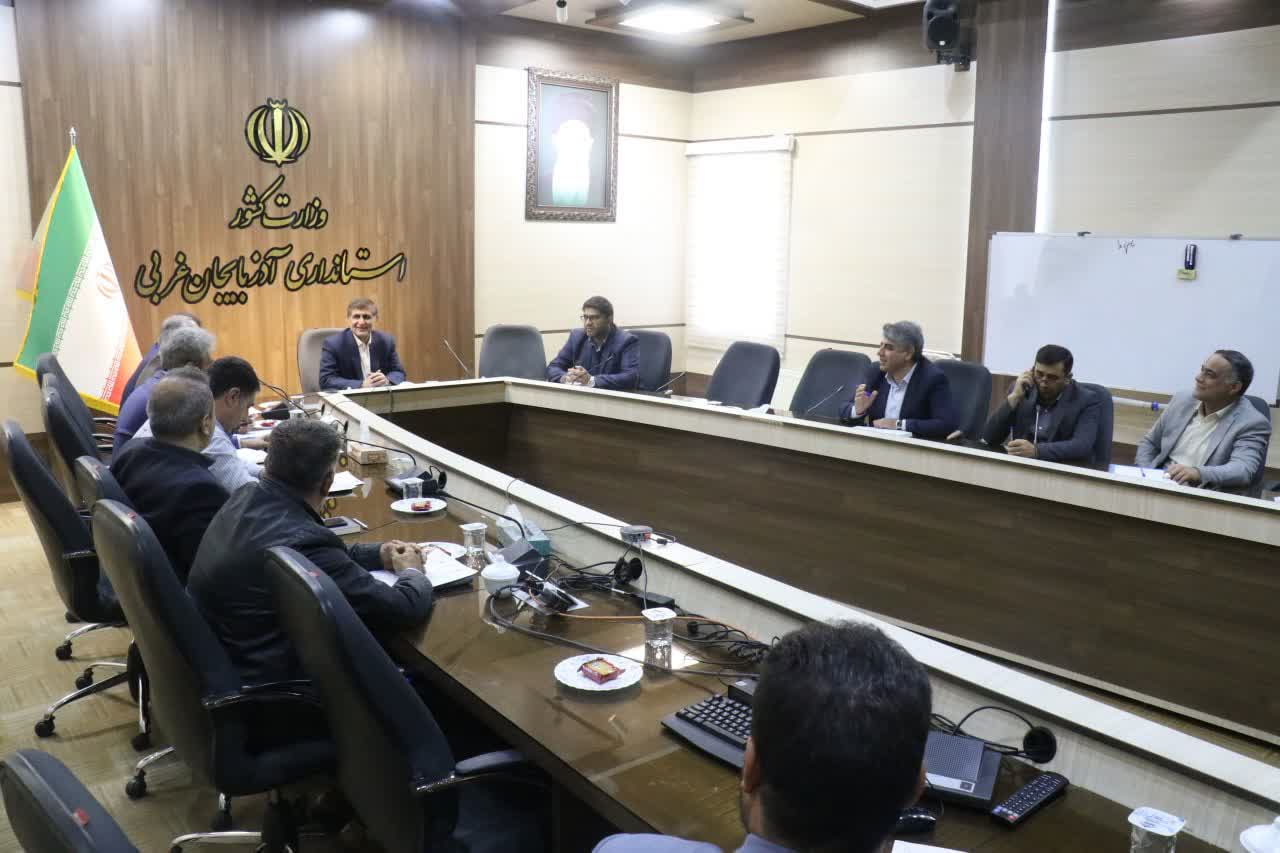 برگزاری جلسه تخصصی بررسی آخرین وضعیت نقشه شهر ارومیه "GNAF" + تصاویر