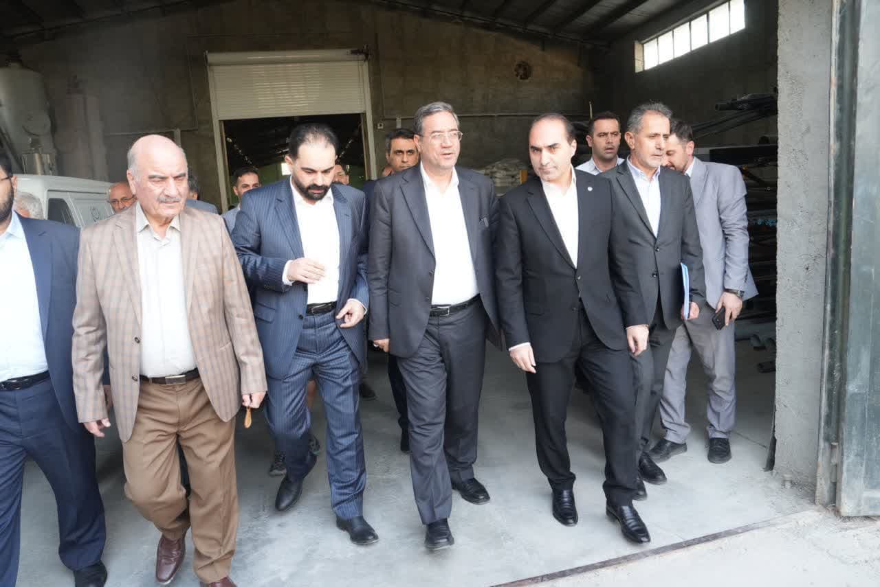 تکمیل زنجیره ارزش گلوکز در آذربایجانغربی با نوسازی و احیای 4 واحد راکد + تصاویر