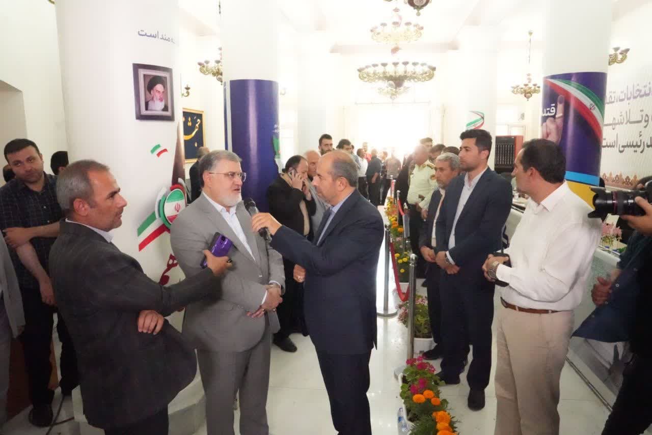 استاندار آذربایجانغربی در ساعات اولیه صبح امروز رای خود را به صندوق انداخت + تصاویر
