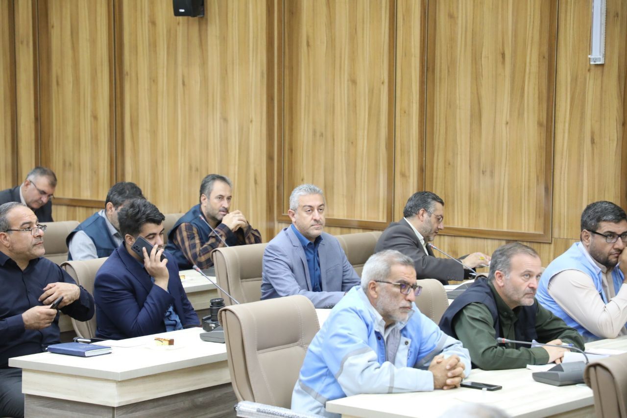 آلبوم تصویری / حضور وزیر کشور در مناطق زلزله زده شهرستان خوی