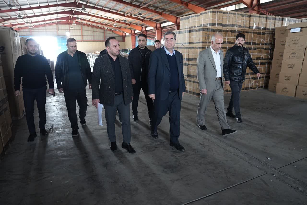 بازدید استاندار آذربایجان‌غربی از انبار اموال تملیکی در ارومیه + تصاویر