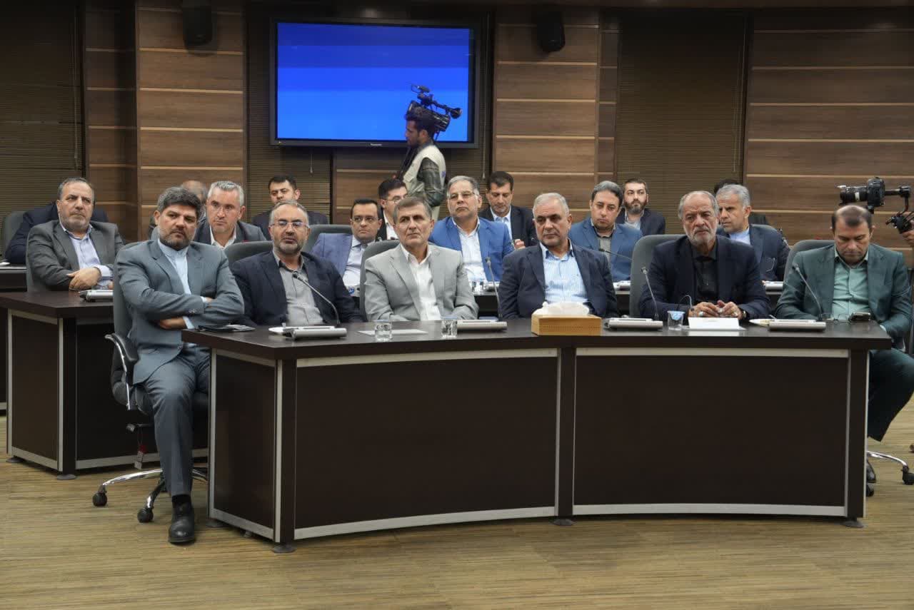 آلبوم تصویری / برگزاری نشست هماهنگی برای همایش سرمایهگذاری در آذربایجانغربی