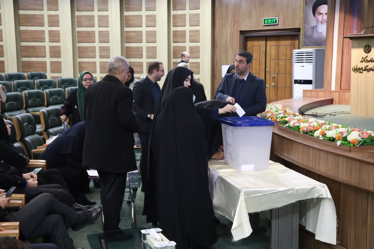 برگزاری انتخابات شورای توسعه و حمایت از سازمان‌های مردم‌نهاد آذربایجان‌غربی + تصاویر