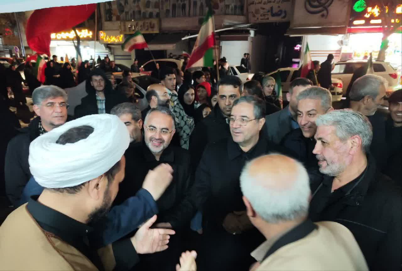 تداوم برگزاری تجمعات شبانه مردم و مسئولان در ارومیه + تصاویر