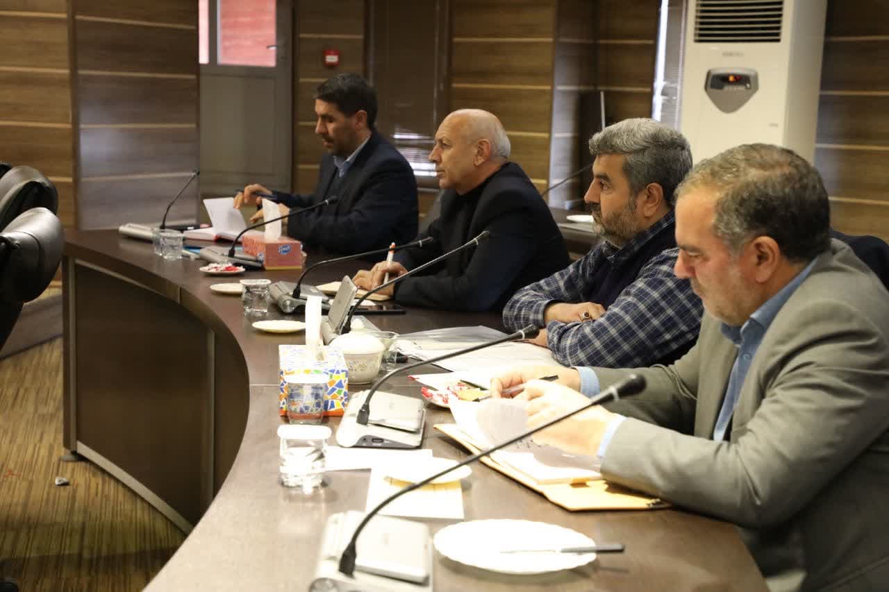 آلبوم تصویری / نشست مشترک فرمانداران استان با معاونین و مشاوران استاندار و مدیران ستادی استانداری آذربایجان غربی