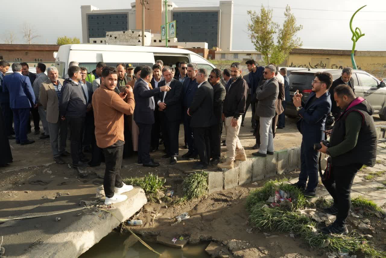بازدید استاندار آذربایجانغربی از مسیر امتداد کمربندی دوم و ساماندهی انهار انتقال آب + تصاویر