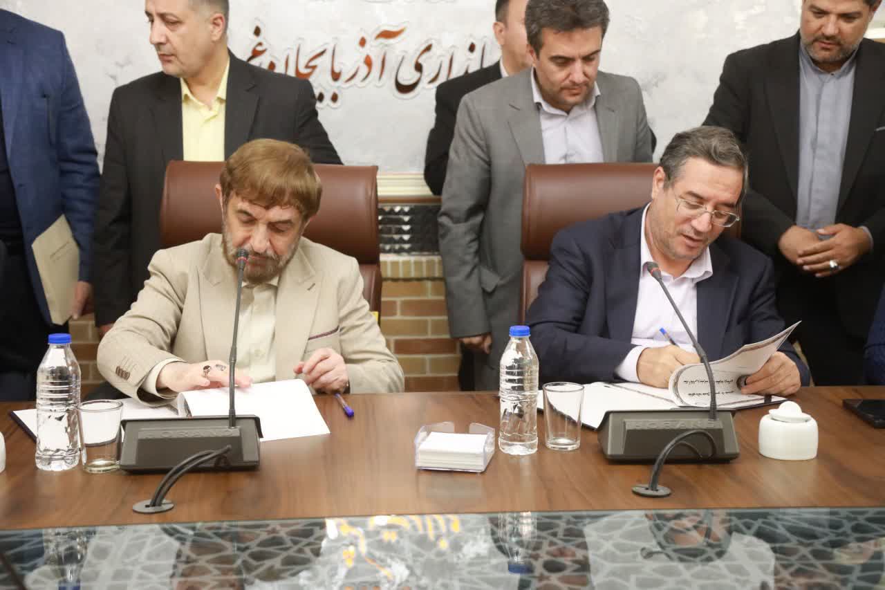 دیدار رئیس ستاد آبادانی و پیشرفت 4040 منظومه روستایی کشور با استاندار آذربایجانغربی + تصاویر