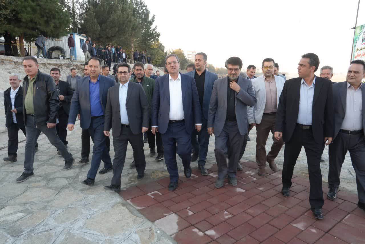 بازدید استاندار آذربایجانغربی از پروژه ساماندهی و زیباسازی ساحل زرینهرود + تصاویر