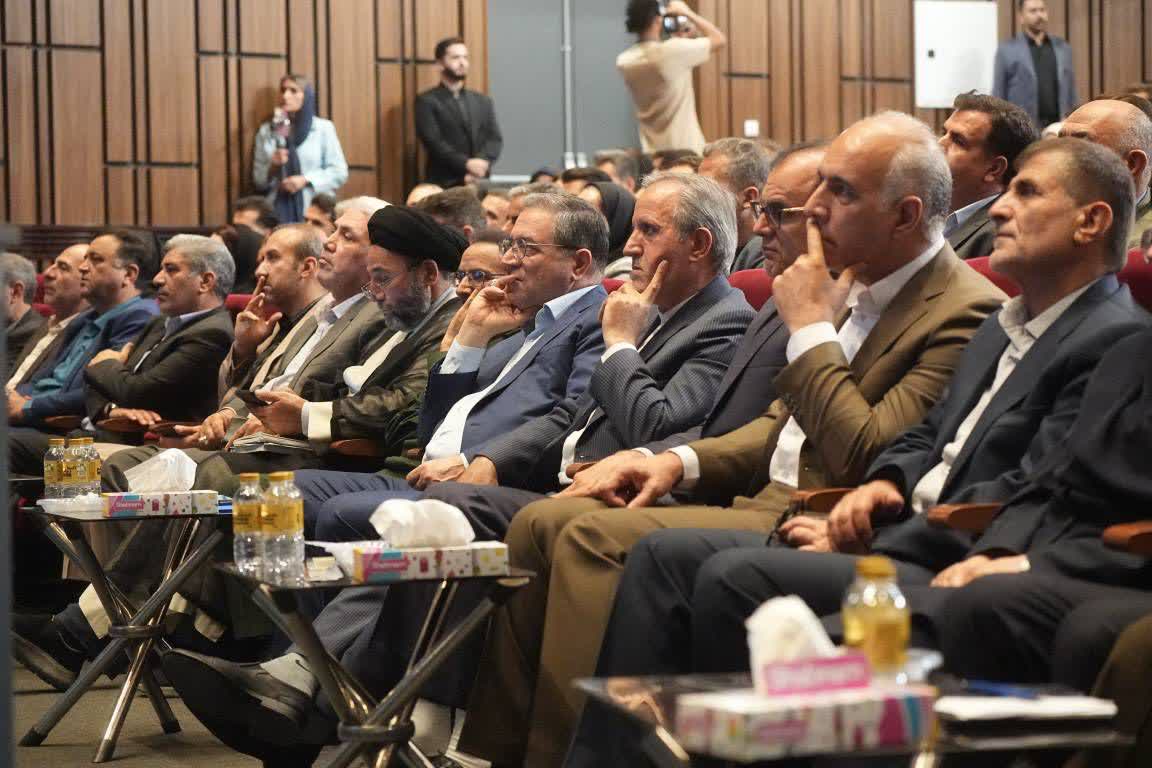 آلبوم تصویری / تجلیل از جهادگران صنعت و معدن آذربایجان‌غربی