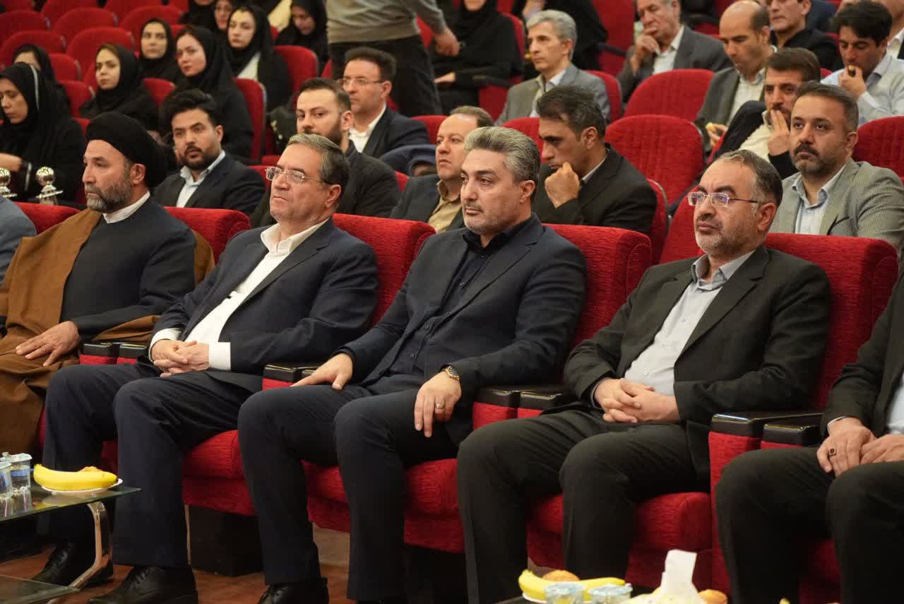 آلبوم تصویری / برگزاری آیین بزرگداشت روز معلم و استاد در ارومیه