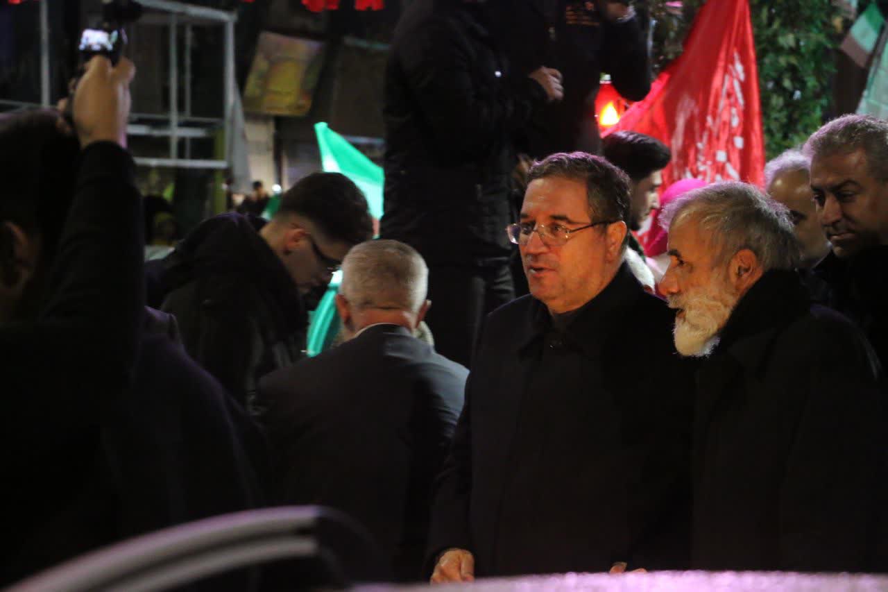 تداوم برگزاری تجمعات شبانه مردم و مسئولان در ارومیه + تصاویر