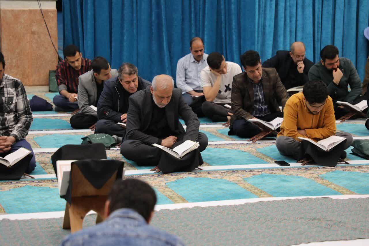 حضور نماینده ولی فقیه و استاندار آذربایجان غربی در بیستمین روز از جزءخوانی قرآن کریم + تصاویر