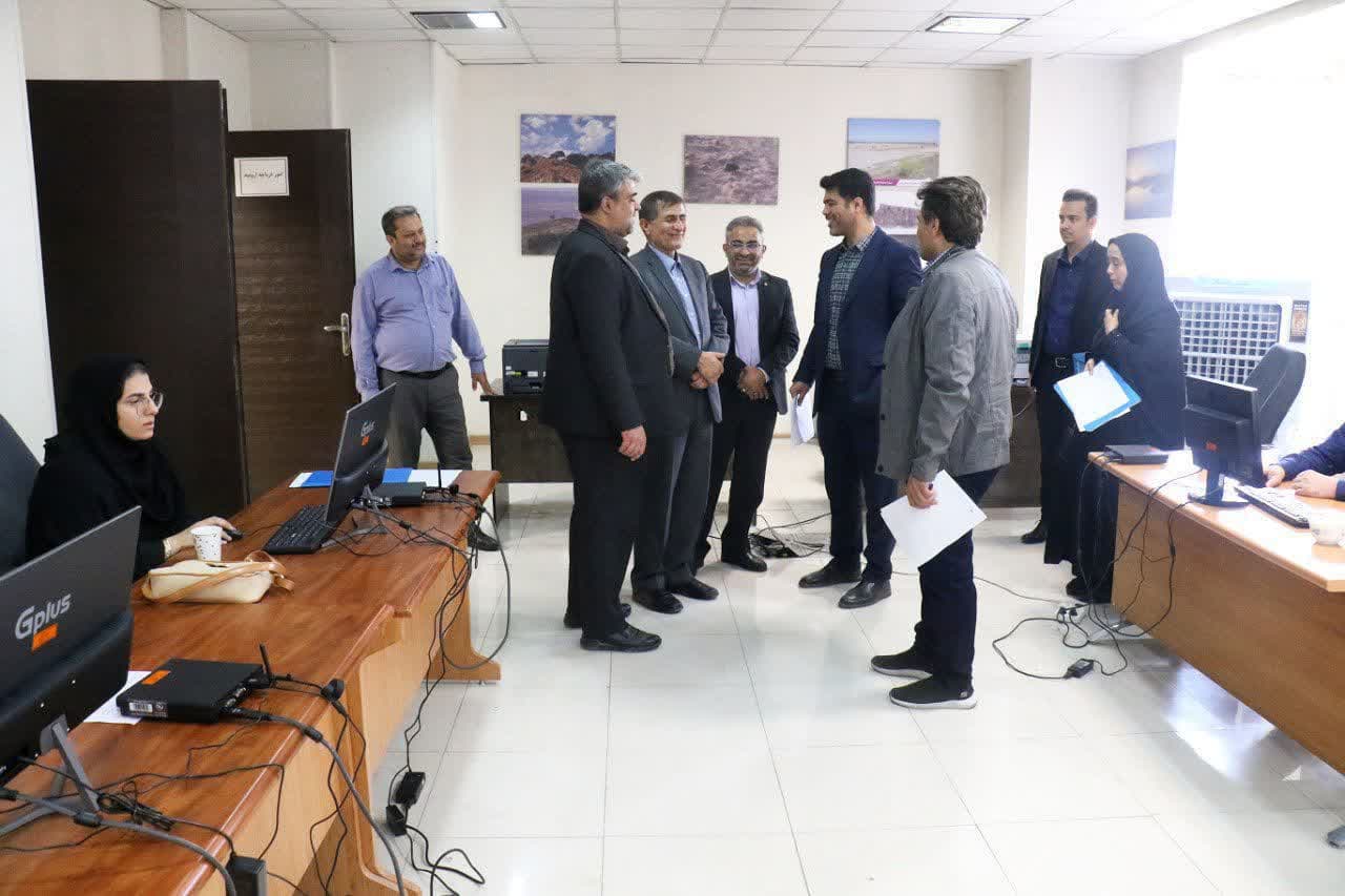 بازدید معاون توسعه مدیریت و منابع استاندار آذربایجانغربی از روند ارزیابی تکمیلی آزمون مشترک فراگیر دستگاههای اجرایی