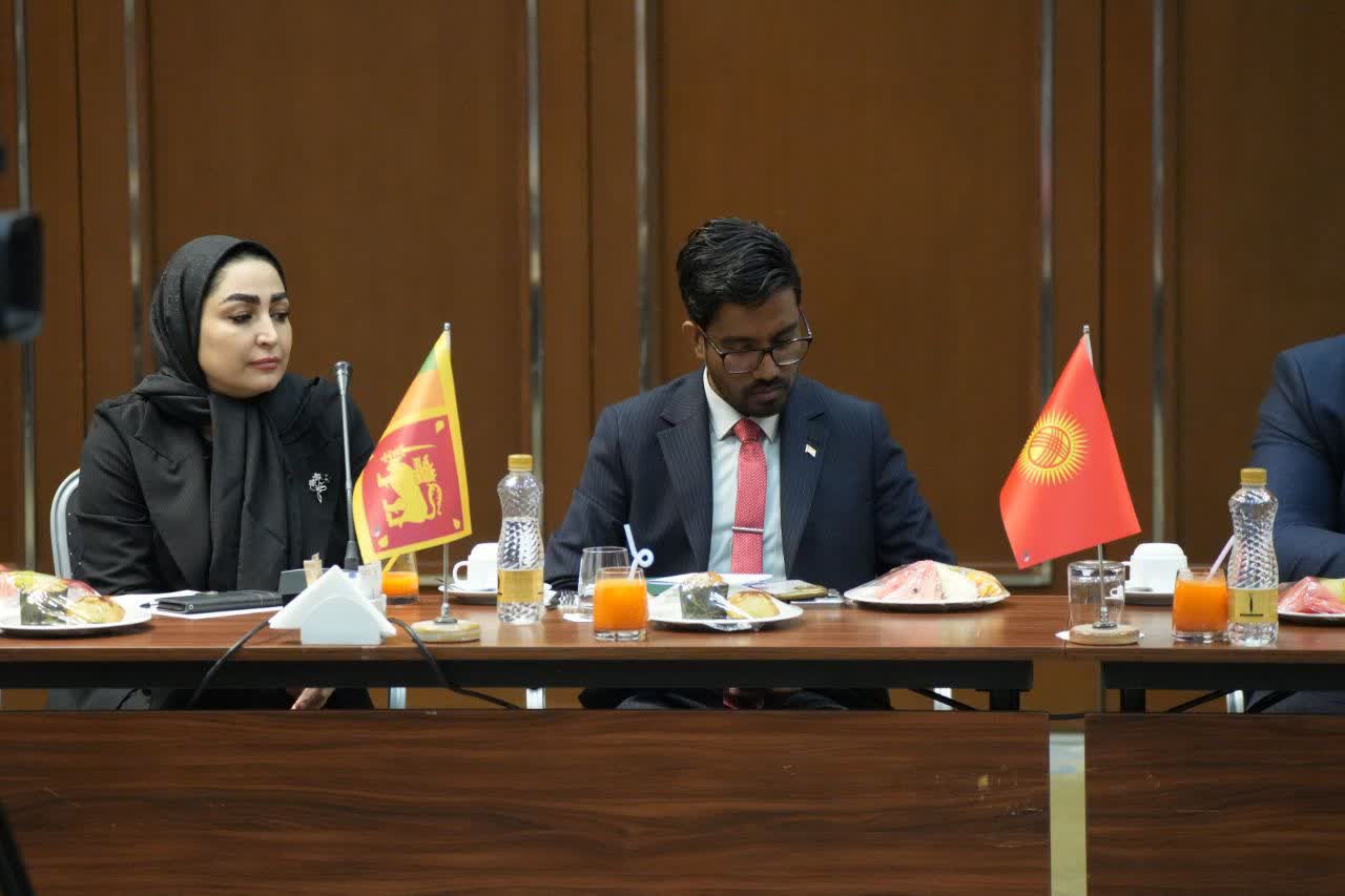 برگزاری نشست مشترک استاندار آذربایجانغربی با سفرای ازبکستان، اروگوئه، سریلانکا، فیلیپین و قرقیزستان