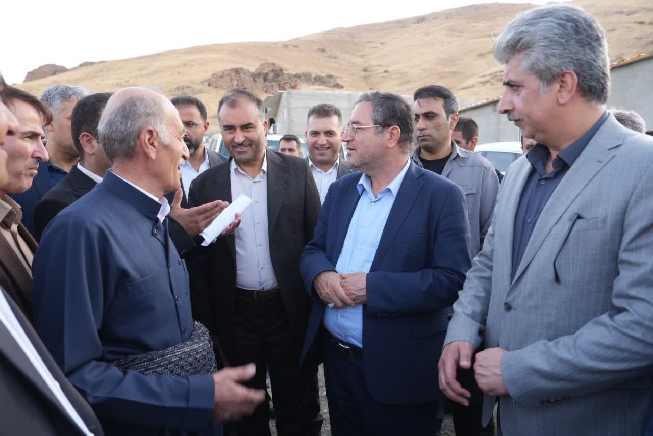 افتتاح واحد پرورش مرغ مادر گوشتی در مهاباد + تصاویر