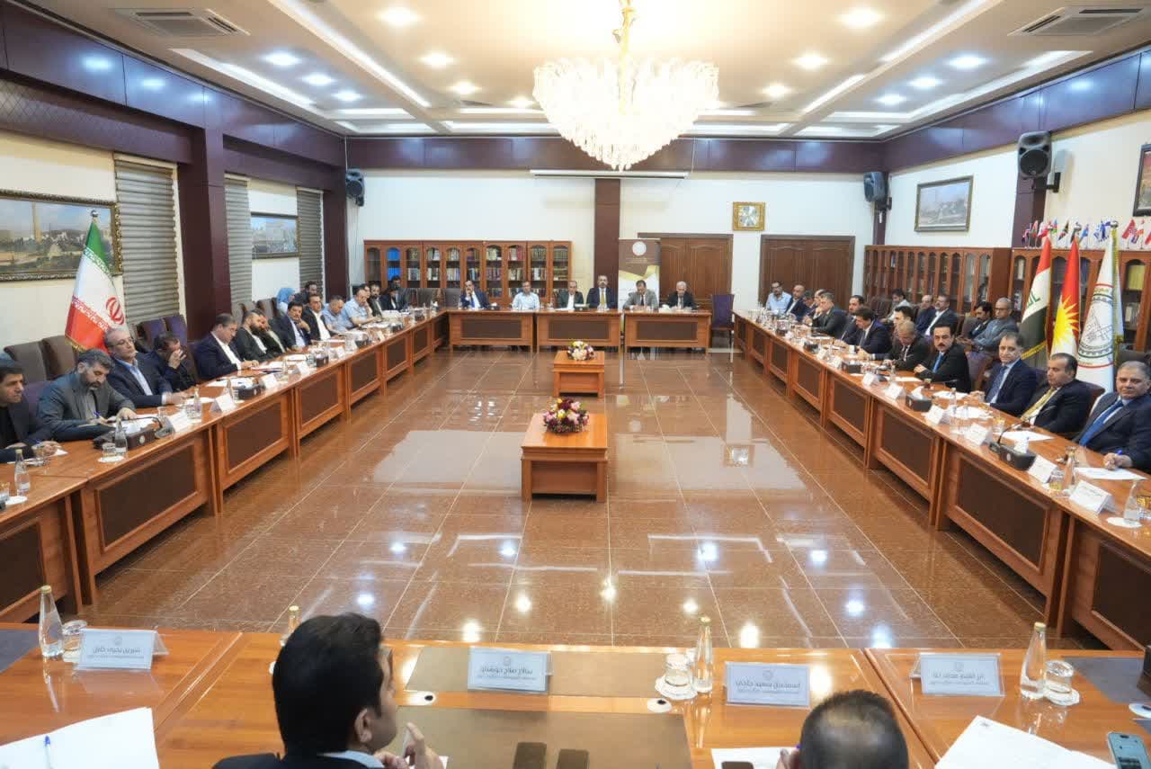 برگزاری نشست مشترک استاندار آذربایجانغربی با استاندار و هیئت رئیسه اتاق بازرگانی اربیل اقلیم کردستان عراق + تصاویر