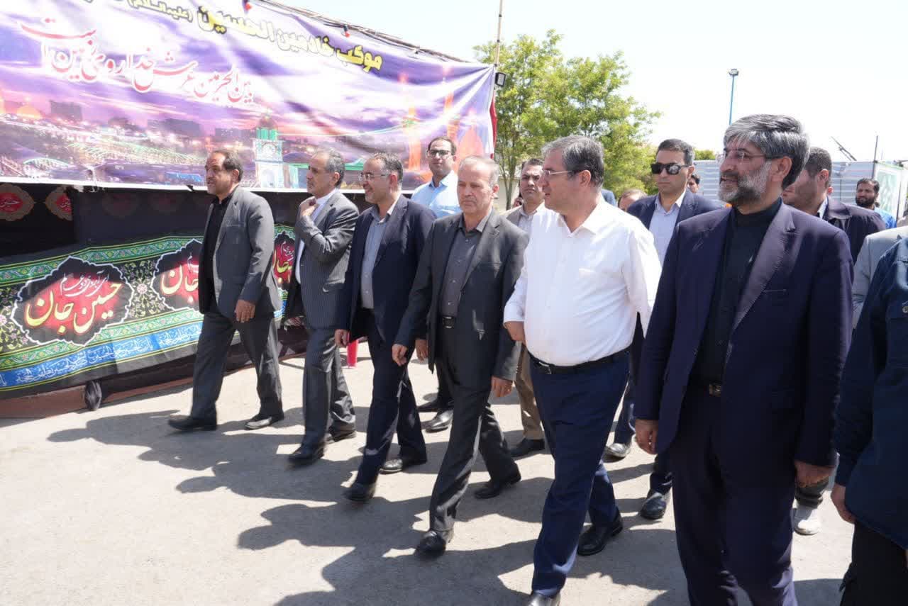 بازدید استاندار آذربایجانغربی از روند ارائه خدمات به زائران اربعین حسینی + تصاویر