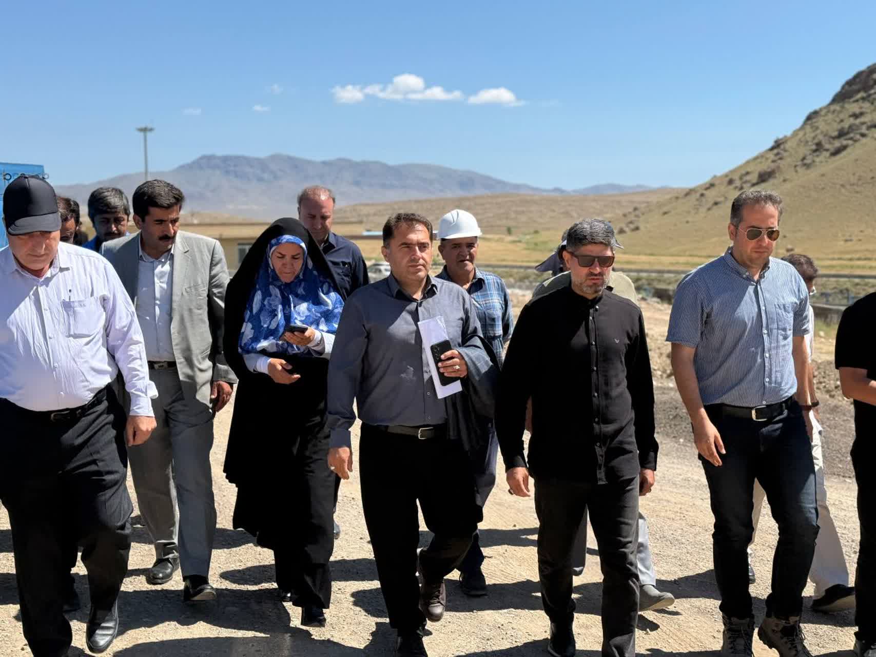 بازدید معاون هماهنگی امور عمرانی استاندار آذربایجانغربی از پروژه فاضلاب شهری ماکو + تصاویر