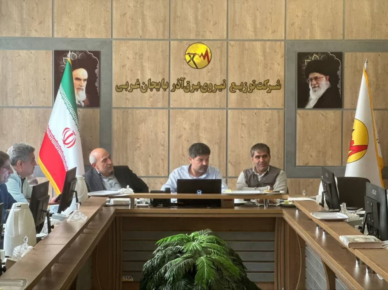 برگزاری جلسه ستاد مدیریت بحران آذربایجانغربی + تصاویر