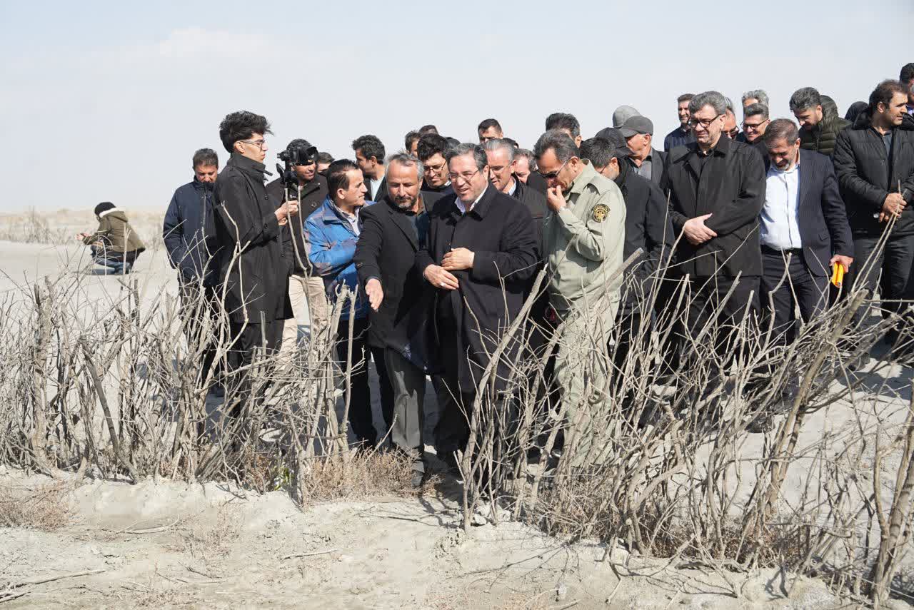 بازدید دبیر کارگروه ملی نجات دریاچه ارومیه از سایت تثبیت مرنگلو - سپرغان + تصاویر