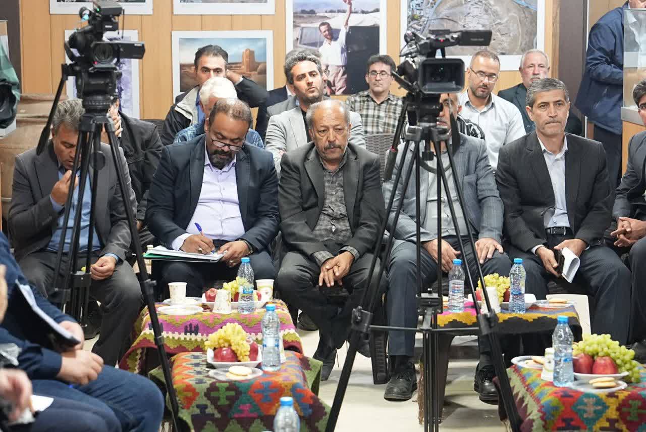 بررسی مشکلات روستای تاریخی حسنلو با هدف تسریع در روند توسعه و رونق گردشگری + تصاویر