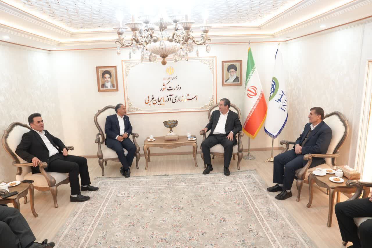 دیدار مدیرعامل بانک تجارت با استاندار آذربایجانغربی + تصاویر