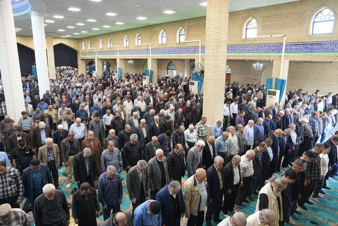 تجلی وحدت و بصیرت در نماز جمعه ارومیه + تصاویر
