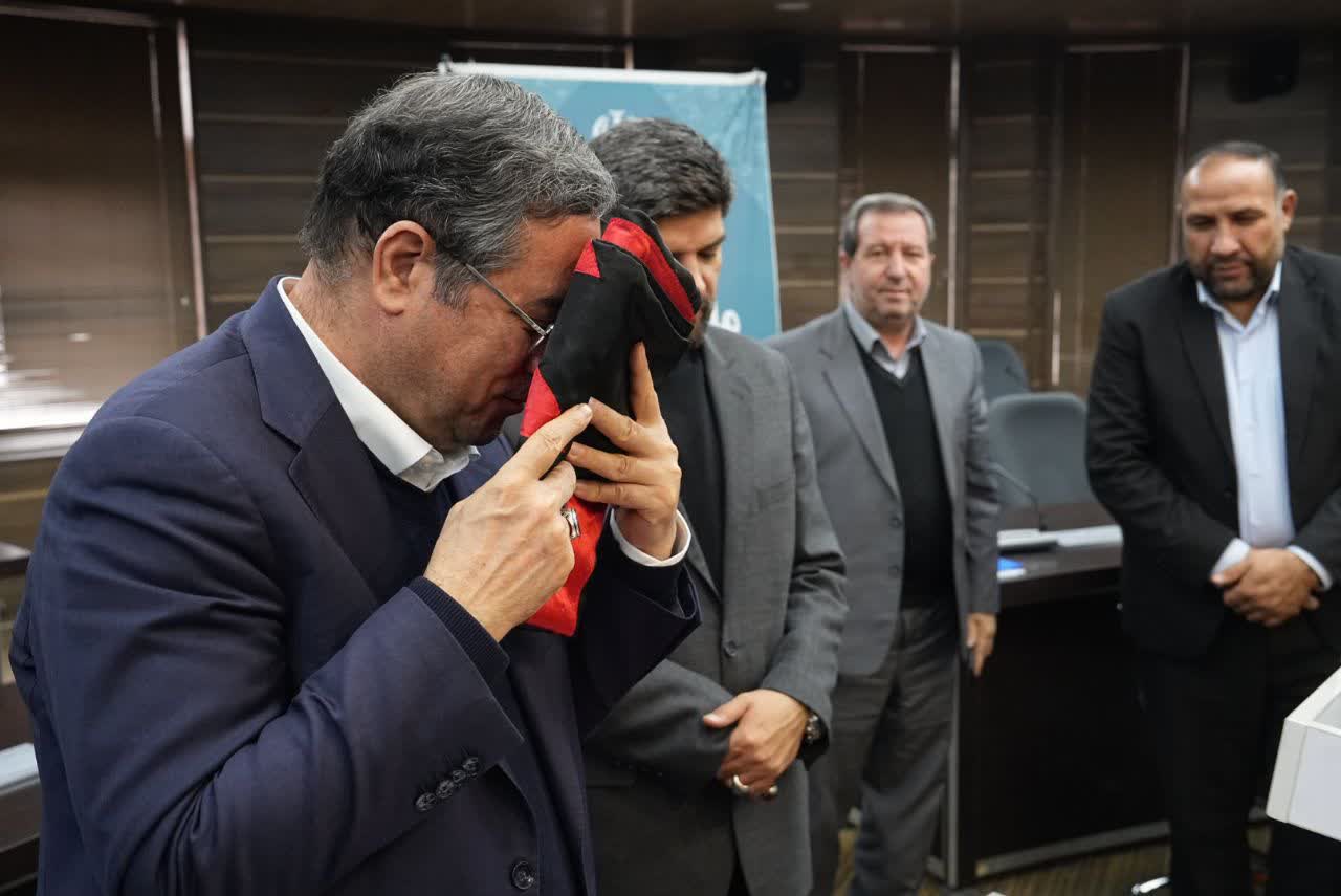 استقبال از پرچم حرم سیدالشهدا امام حسین (ع) + تصاویر