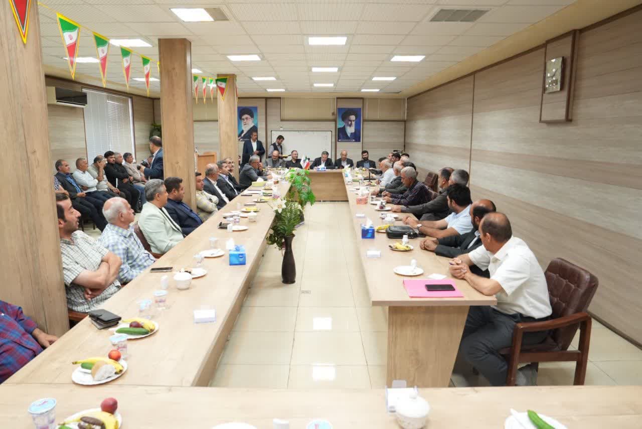 برگزاری جلسه هماهنگی با رؤسای اتحادیههای صنفی شهر ارومیه + تصاویر