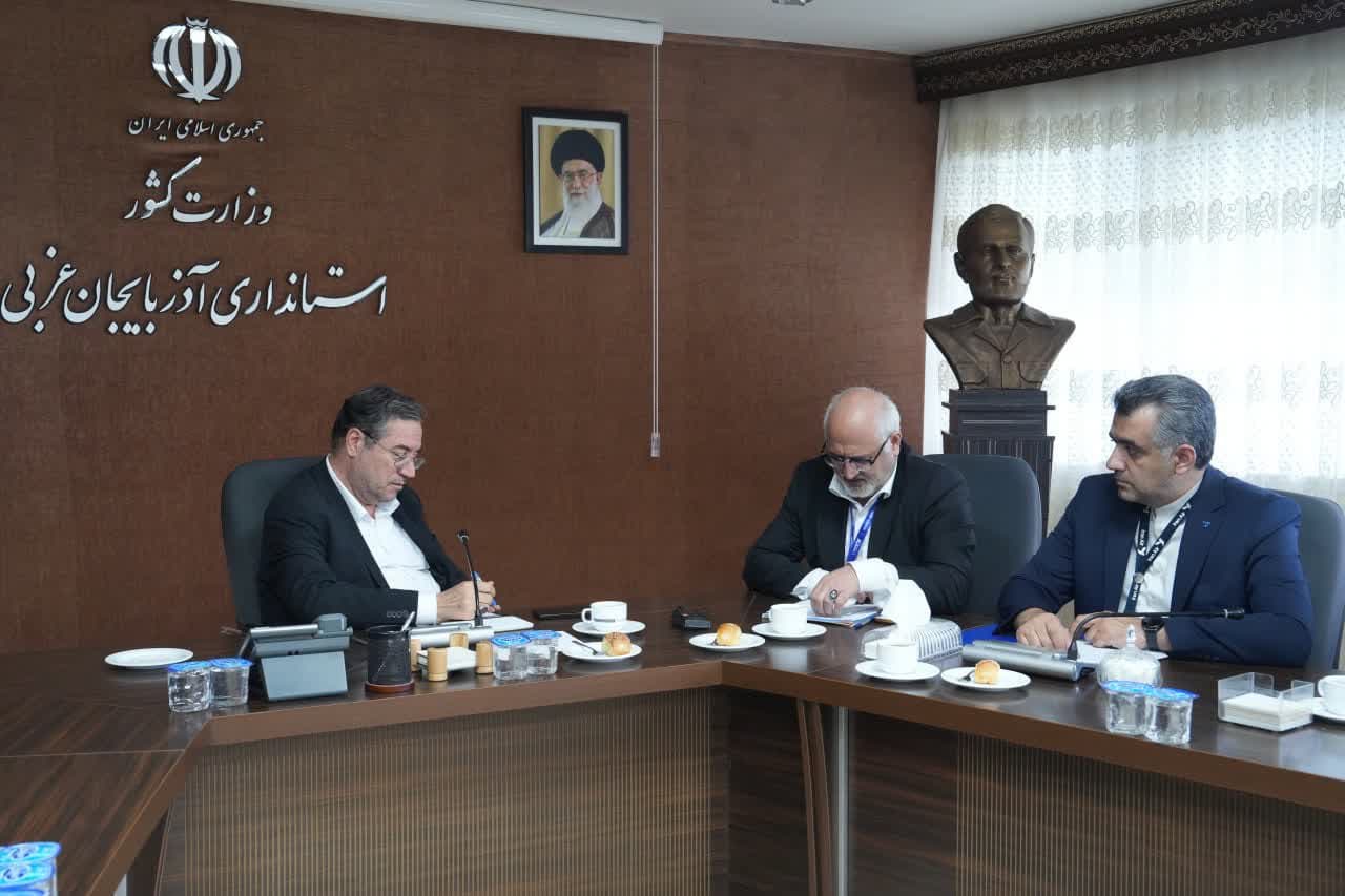 دیدار جمعی از مدیران ایران ایر با استاندار آذربایجانغربی + تصاویر