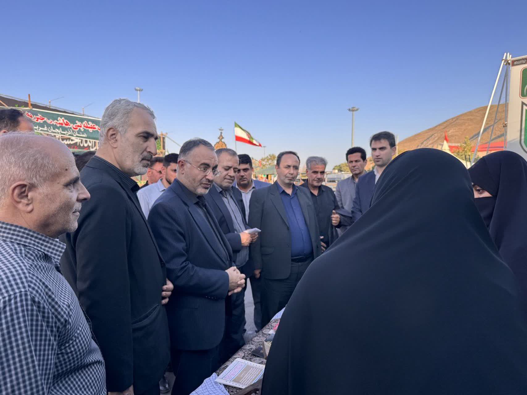 نمایش وحدت و همدلی در میزبانی از زائران اربعین در مرز تمرچین + تصاویر