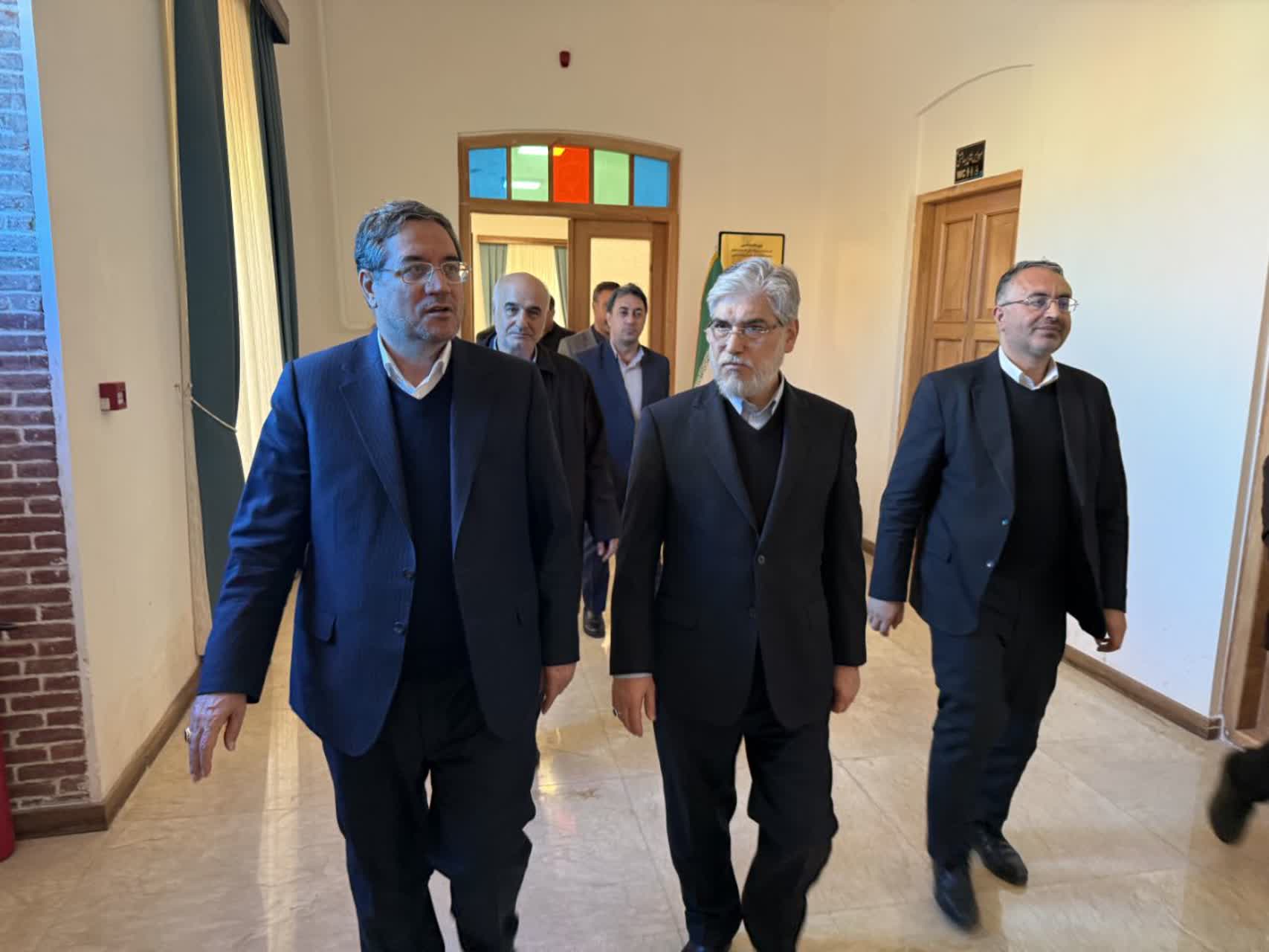 بازدید وزیر علوم و استاندار آذربایجان‌غربی از عمارت خورشید ارومیه + تصاویر