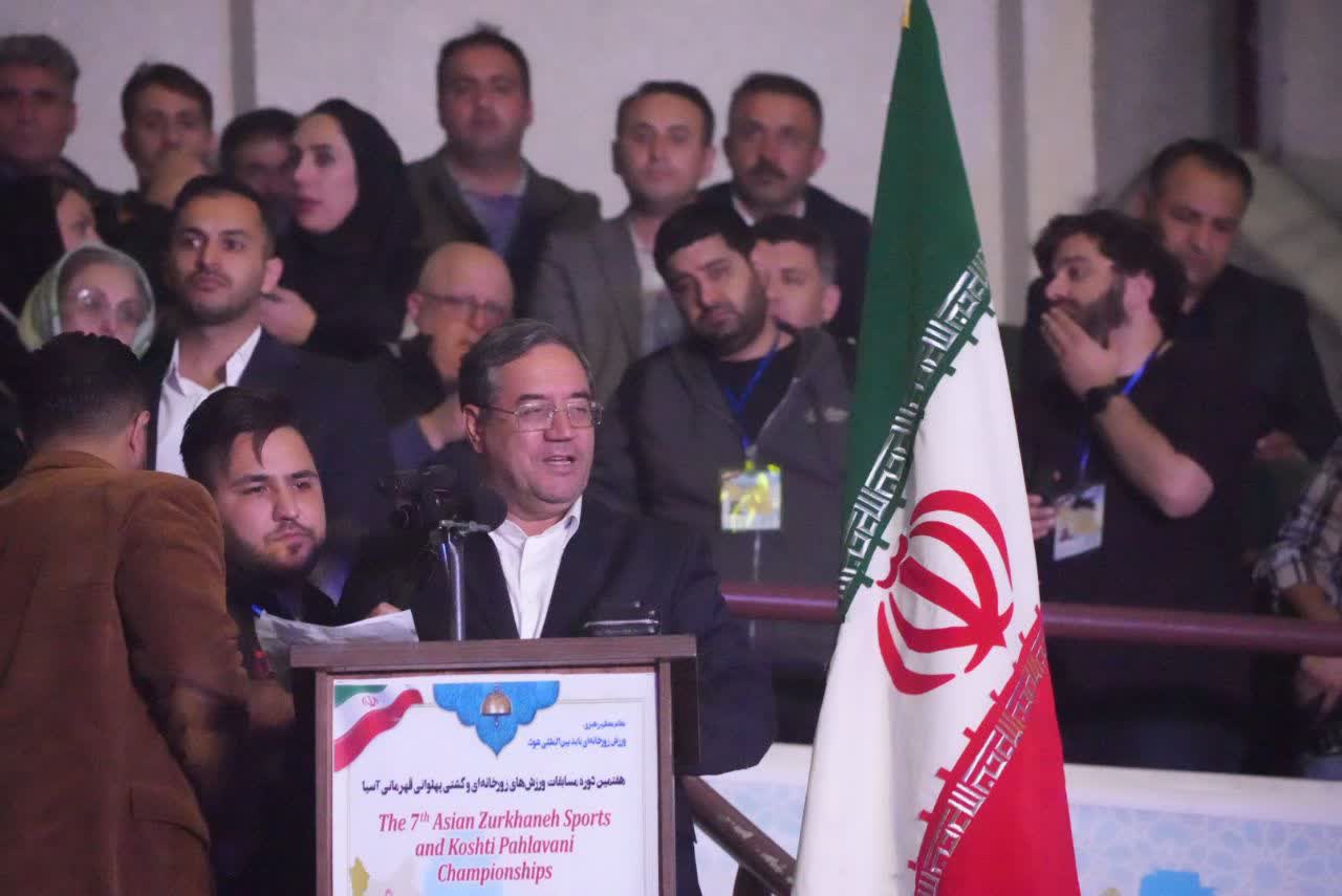 برگزاری مراسم افتتاحیه مسابقات ورزشهای زورخانهای و کشتی پهلوانی قهرمانی آسیا در ارومیه + تصاویر