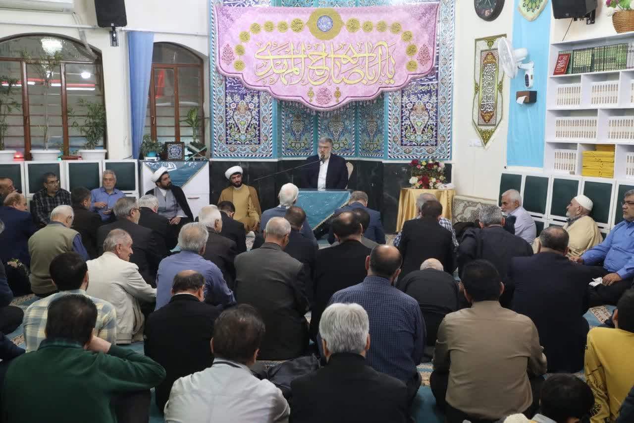 آلبوم تصویری / حضور استاندار آذربایجانغربی در جمع نمازگزاران مسجد بقیه الله ارومیه