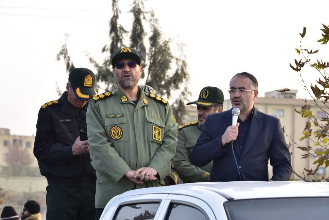 رزمایش گردانهای منتخب امام علی(ع) و حوزههای مقاومت بسیج در ارومیه + تصاویر