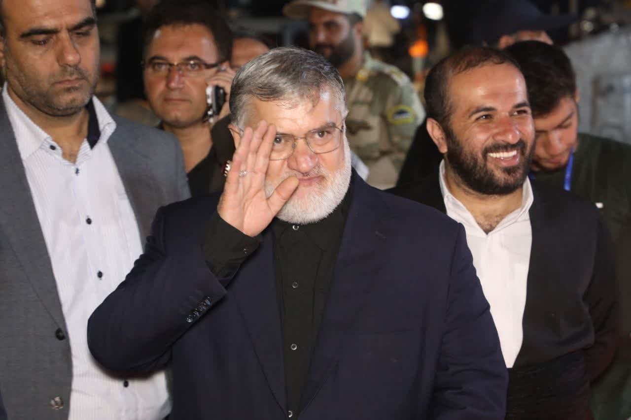 آلبوم تصویری / بازدید شبانه استاندار آذربایجانغربی از روند تردد زائران اربعین حسینی از مرز تمرچین