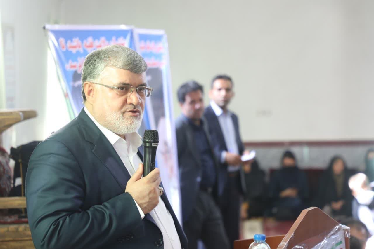 آلبوم تصویری / حضور استاندار آذربایجانغربی در جمع مردم شهر مرگنلر شهرستان شوط