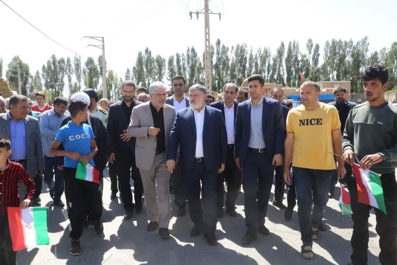 آلبوم تصویری / دیدار استاندار آذربایجانغربی با مردم روستای تاریخی سعدل