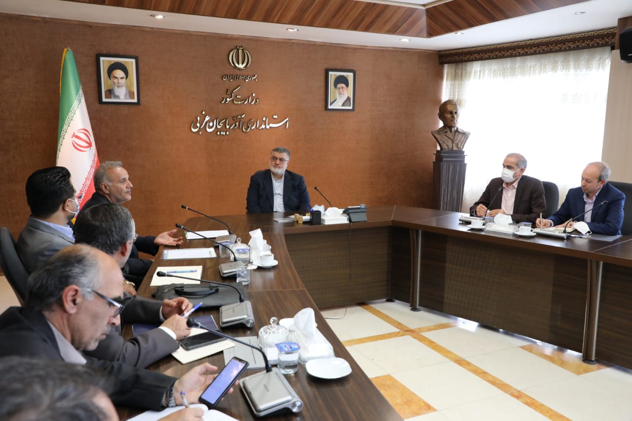 آلبوم تصویری / بازدید استاندار آذربایجان غربی از دو واحد تولیدی در ارومیه