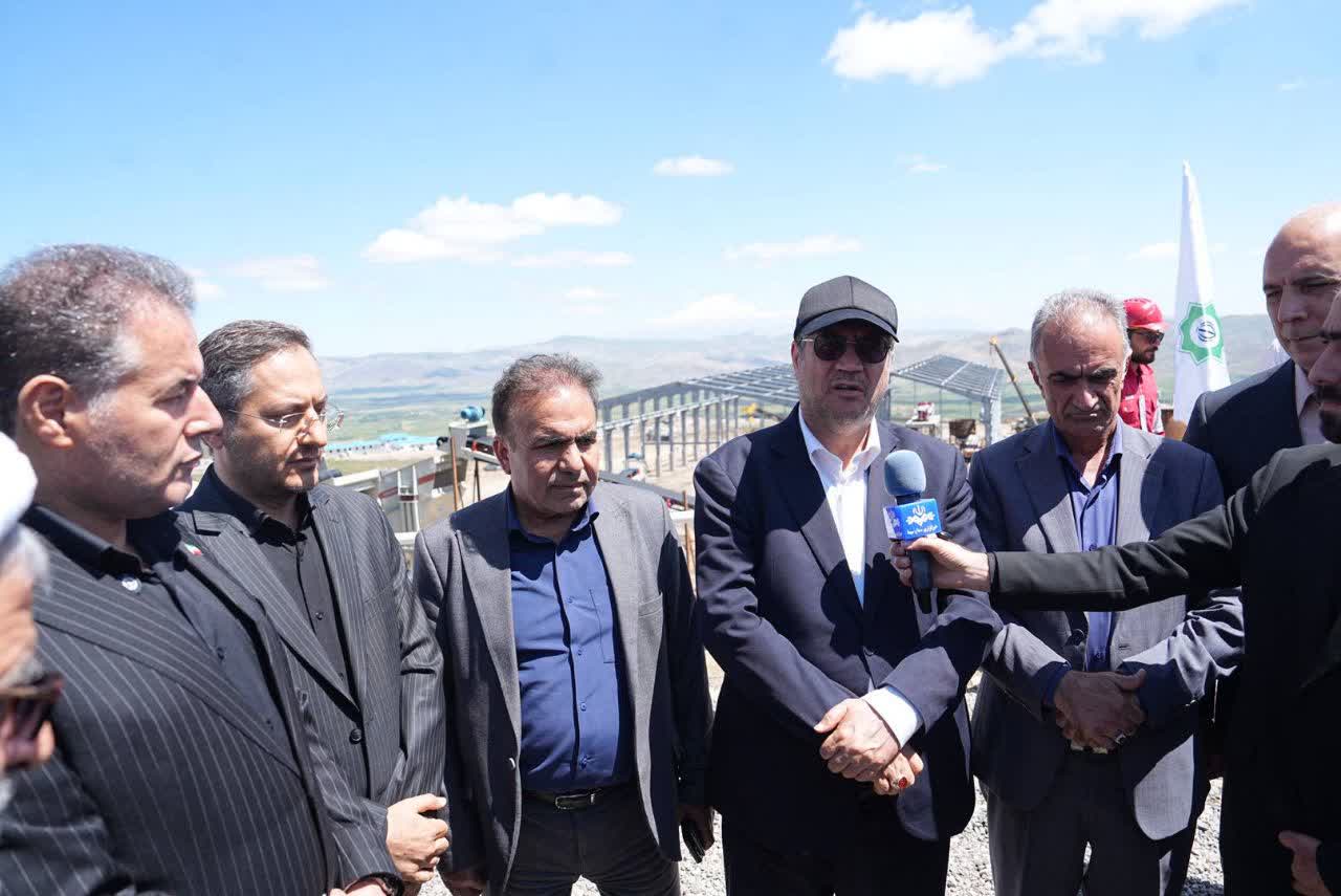 بازدید استاندار آذربایجانغربی از مجتمع معدنی شهدای آذربایجان در چالدران + تصاویر
