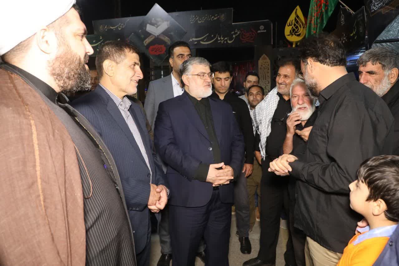 آلبوم تصویری / بازدید شبانه استاندار آذربایجانغربی از روند تردد زائران اربعین حسینی از مرز تمرچین