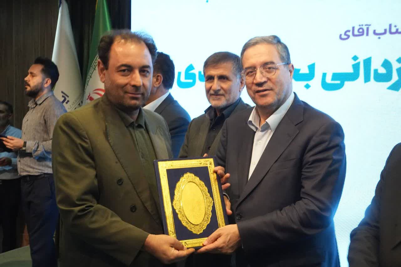 آلبوم تصویری / برگزاری آیین تکریم بازنشستگان استانداری، فرمانداریها و بخشداریهای آذربایجانغربی