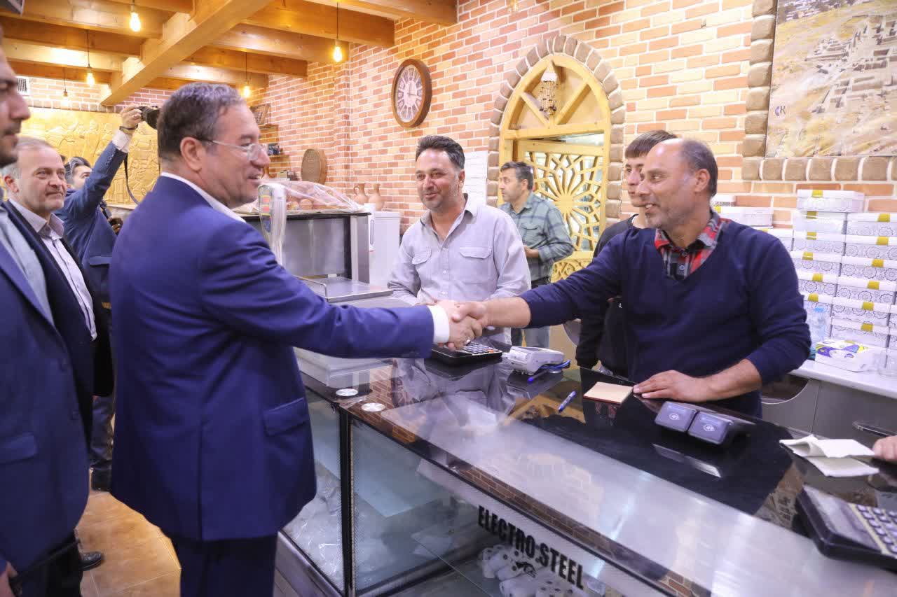 بازدید استاندار آذربایجانغربی از تپه تاریخی حسنلو نقده + تصاویر