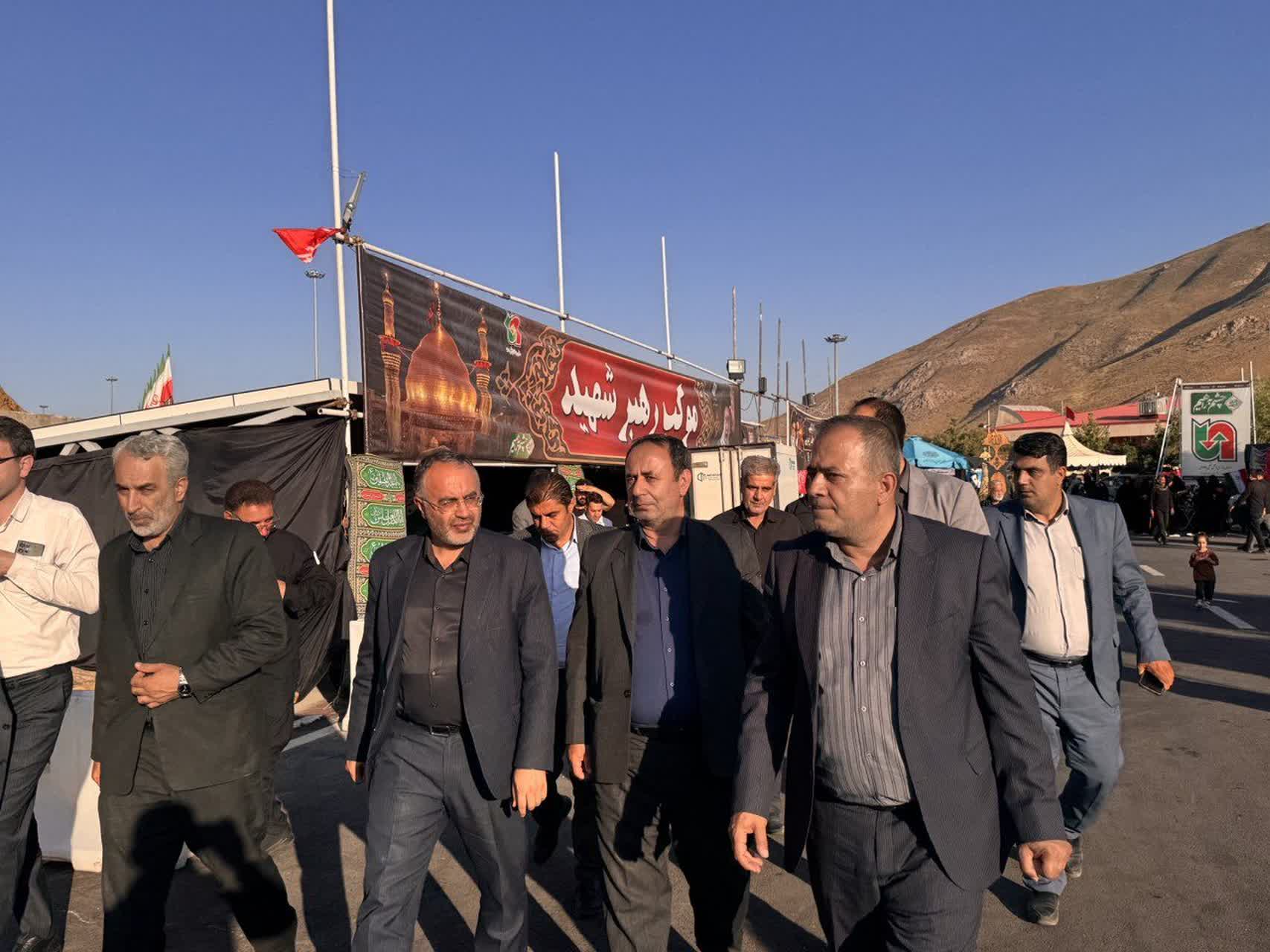 نمایش وحدت و همدلی در میزبانی از زائران اربعین در مرز تمرچین + تصاویر