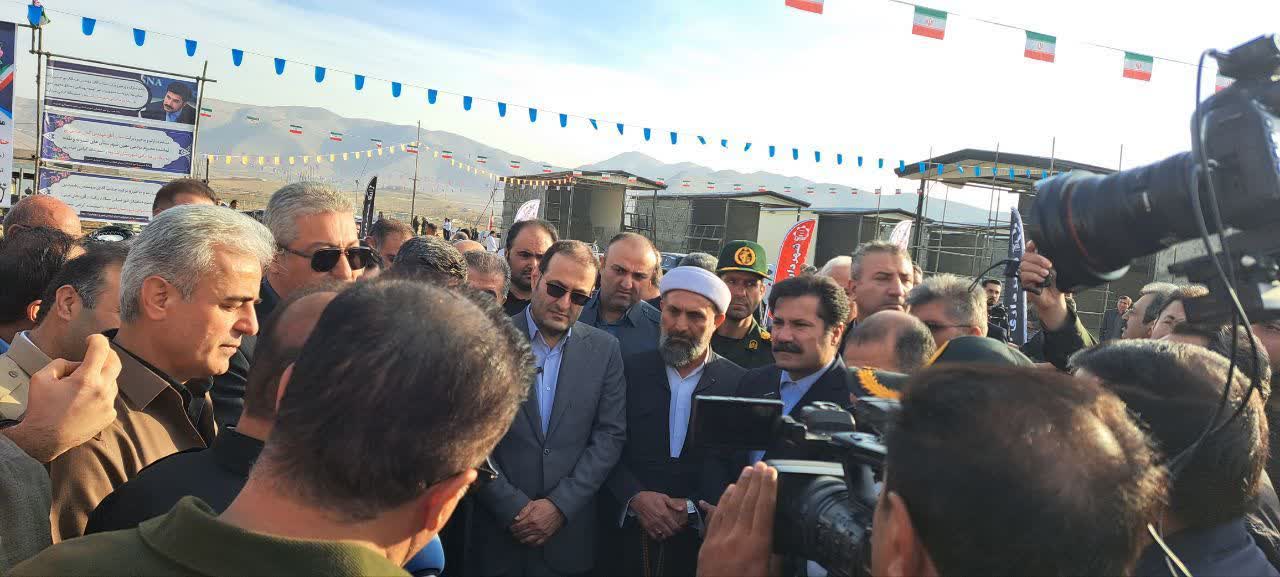 بررسی پروژههای عمرانی، آموزشی و خدماتی اشنویه در جریان سفر معاون رئیسجمهور + تصاویر