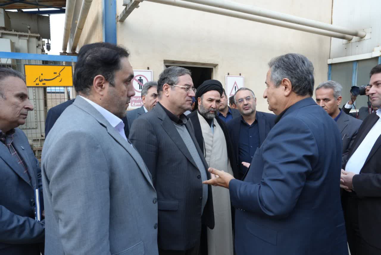 بازدید استاندار آذربایجانغربی از شرکت کیمیا کلر کبودان در ارومیه + تصاویر